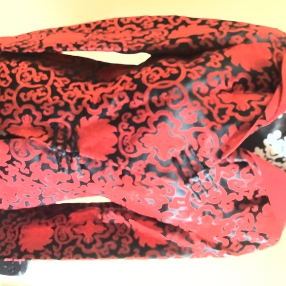 Oriental Silk jacket - Picture 1 of 3